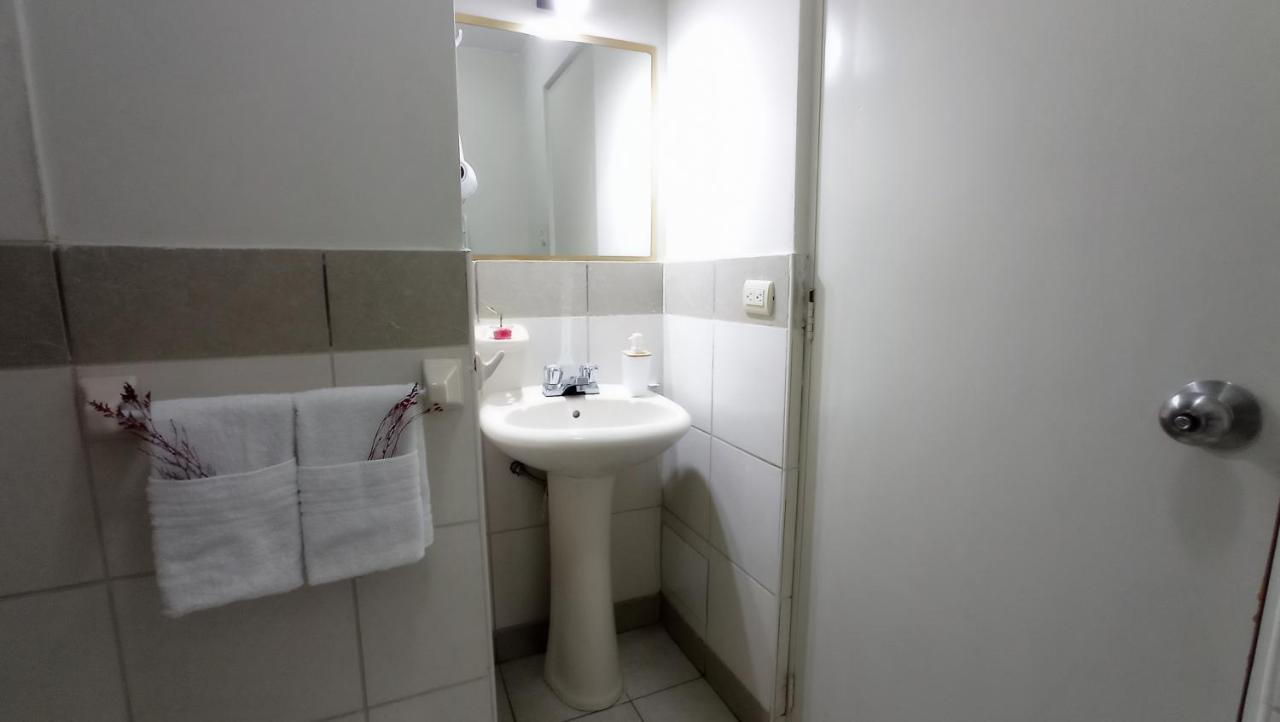 Habitacion Bano Compartido La Paz 2 Лима Экстерьер фото